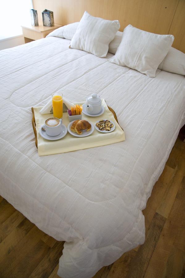Global Hotel Centenario Buitenkant foto